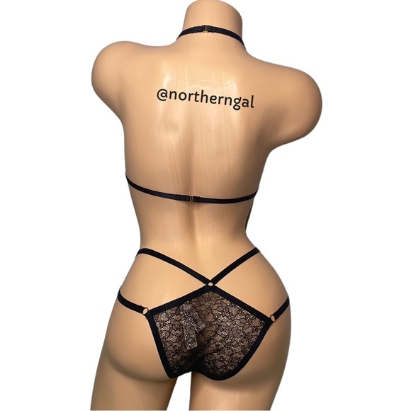 Victoria’s Secret Very Sexy Strappy Lace Teddy - Picture 11 of 12